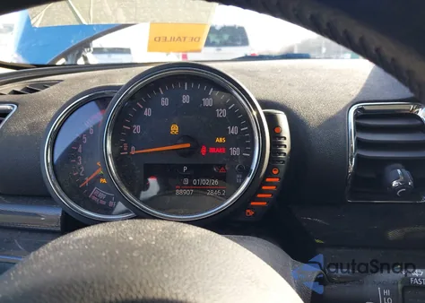 2017 Mini Clubman Cooper из США, поврежденный, VIN WMWLN5C58H2E32810